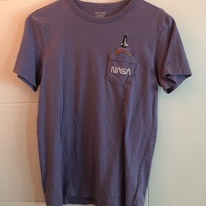 Short sleeved t-shirt. NASA logo